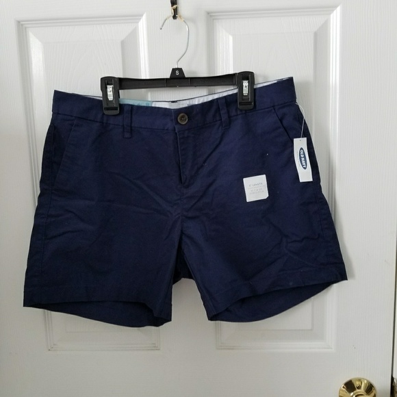 Old Navy Shorts - Picture 1 of 2